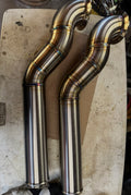 03-09 High mount charge pipe